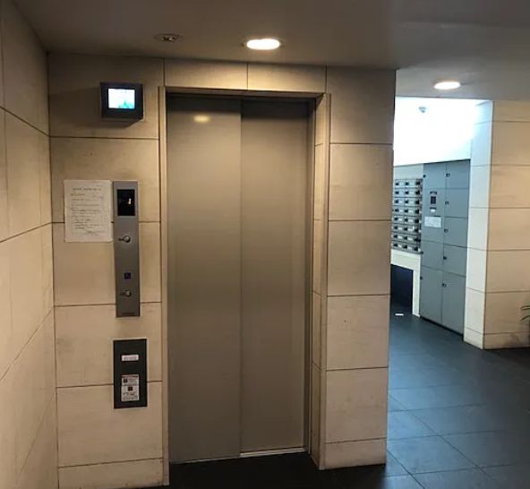 ロビー