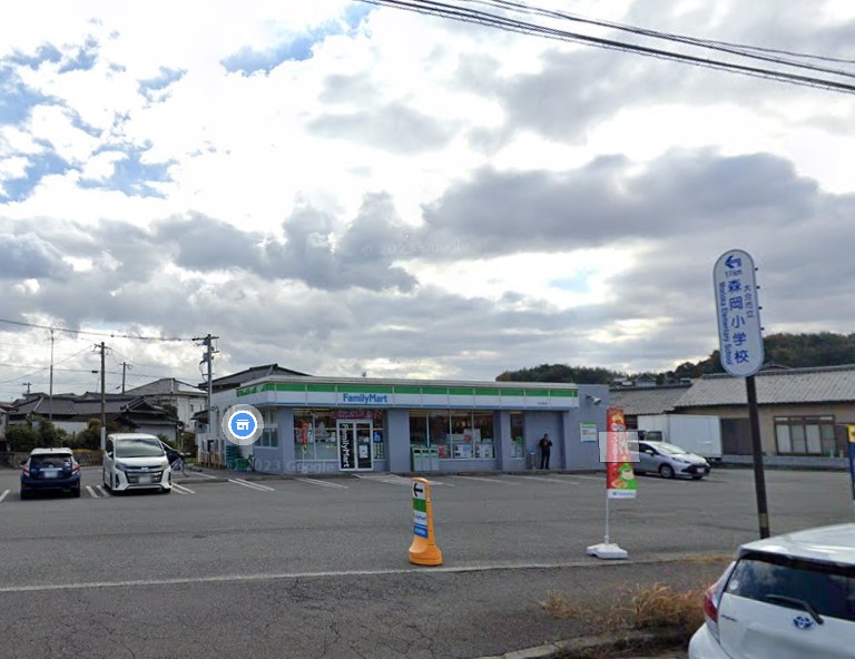 コンビニ　ファミリーマート 大分津守店（コンビニ）まで870m