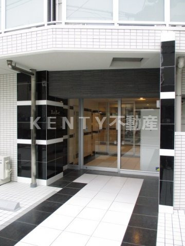 エントランス　毎日通るエントランスはこのようになっています