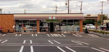 コンビニ　セブンイレブン瑞穂箱根ケ崎西平店（コンビニ）まで593m
