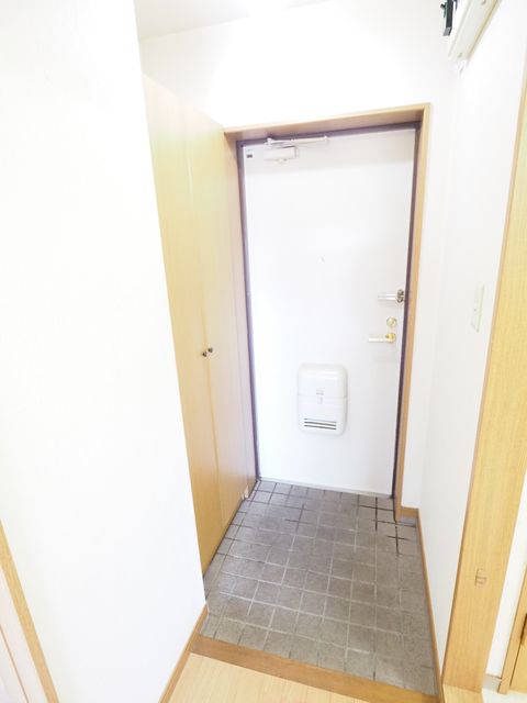 プレイスコート住吉の玄関写真