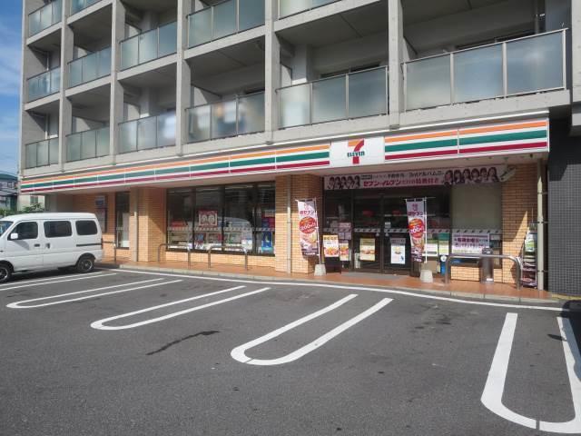 コンビニ　セブンイレブン中広一丁目店（コンビニ）まで80m