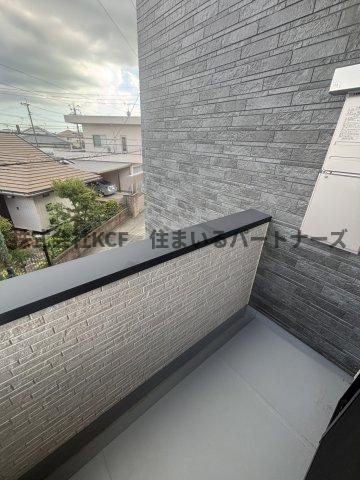バルコニー　陽当たり良好なバルコニーです