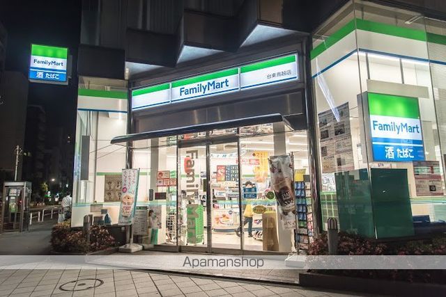 その他　【コンビニエンスストア】ファミリーマート　台東鳥越店（その他）まで177m