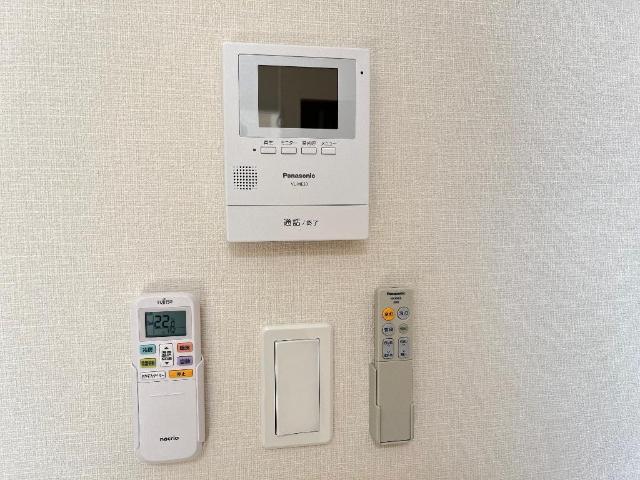 セキュリティ　カメラ付インターホン（イメージ）