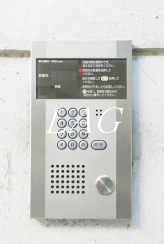 セキュリティ　モニター付きインターフォンです。