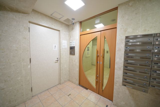 ロビー　ラムール谷町　ロビーホール
