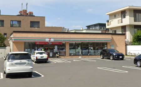 コンビニ　セブンイレブン札幌南21条西14丁目店（コンビニ）まで443m