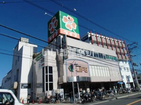スーパー　ライフ恵我之荘店（スーパー）まで737m