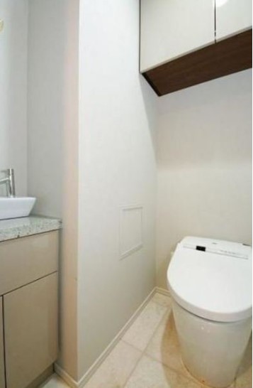 トイレ　別部屋参考写真