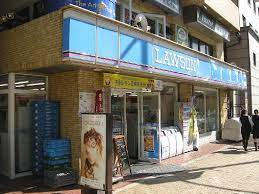 コンビニ　ローソン布引町店（コンビニ）まで182m