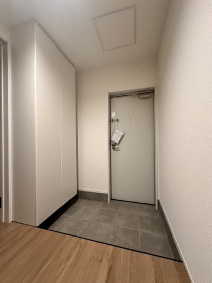 玄関　※別部屋の写真です