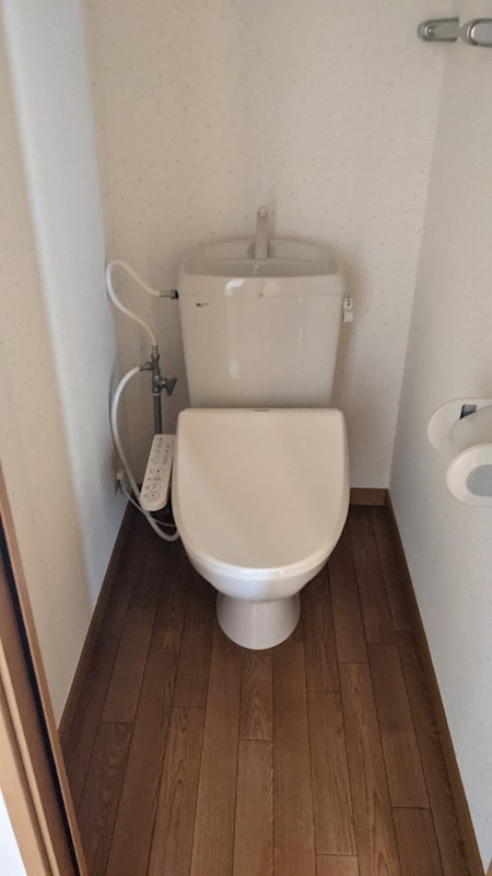 トイレ　別部屋参考