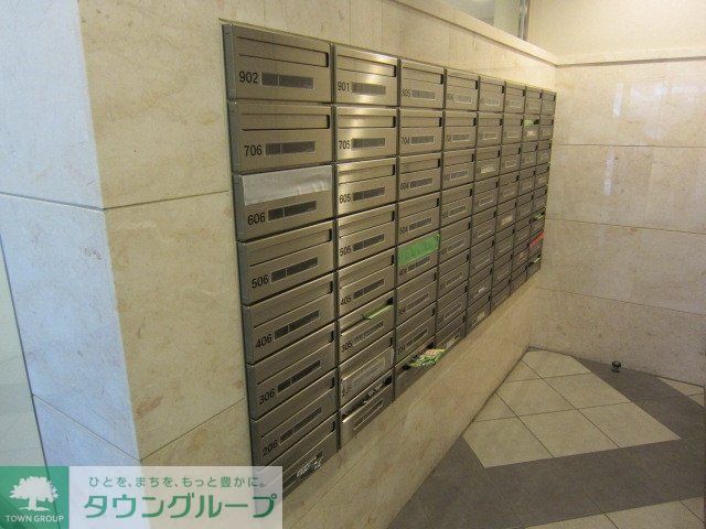 エントランス　★お問い合わせはタウンハウジングまで★