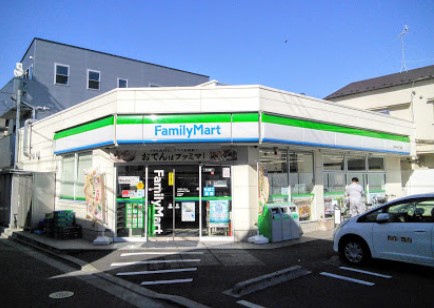 コンビニ　ファミリーマート 大田中央三丁目店（コンビニ）まで233m