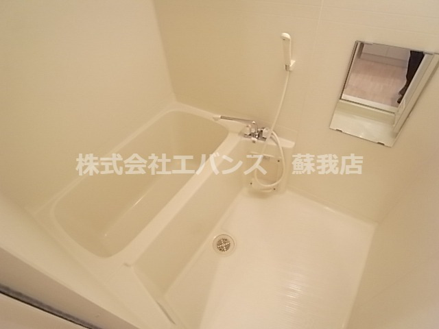 バス・シャワールーム　ゆったり過ごせるお風呂です