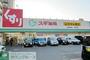 ドラックストア　スギ薬局入間駅前店（ドラッグストア）まで710m