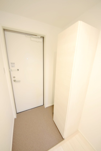 玄関　～同施工会社同商品内装写真～