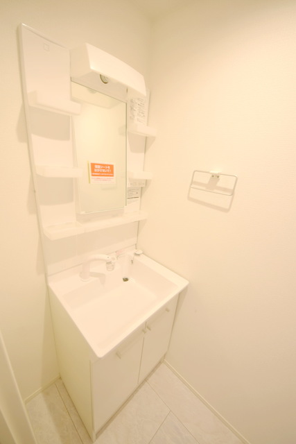 洗面設備　～同施工会社同商品内装写真～