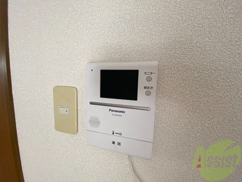 セキュリティ　インターホンで来客確認ができます。安心ですね。