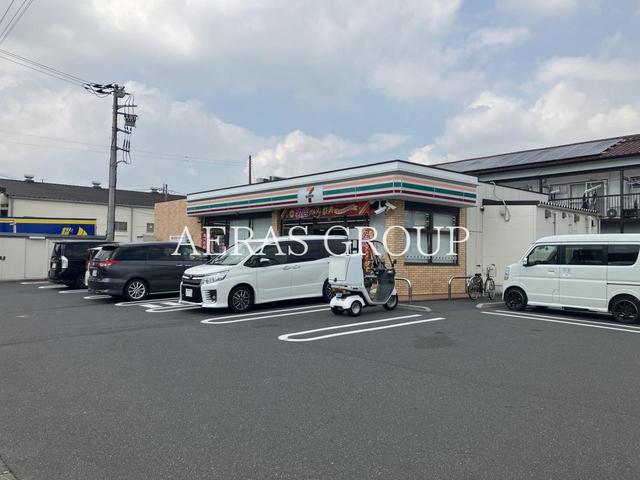 コンビニ　セブン-イレブン 三郷戸ヶ崎店（コンビニ）まで437m