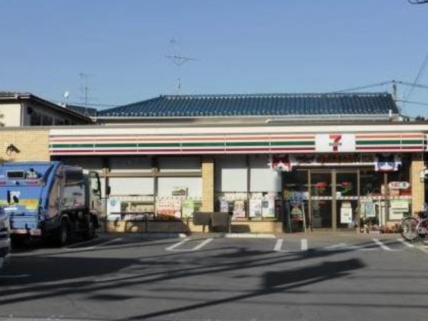 コンビニ　セブンイレブン 世田谷駒留通り店（コンビニ）まで385m