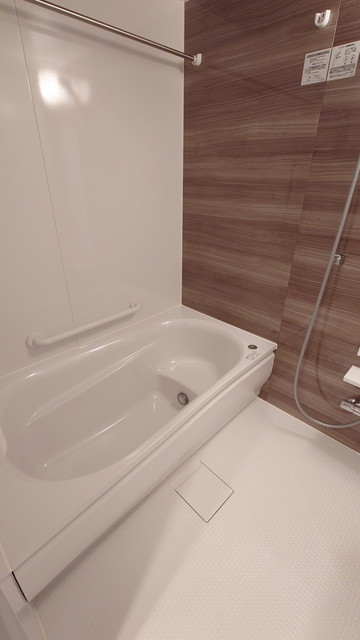 バス・シャワールーム　※写真は同タイプ住戸です。