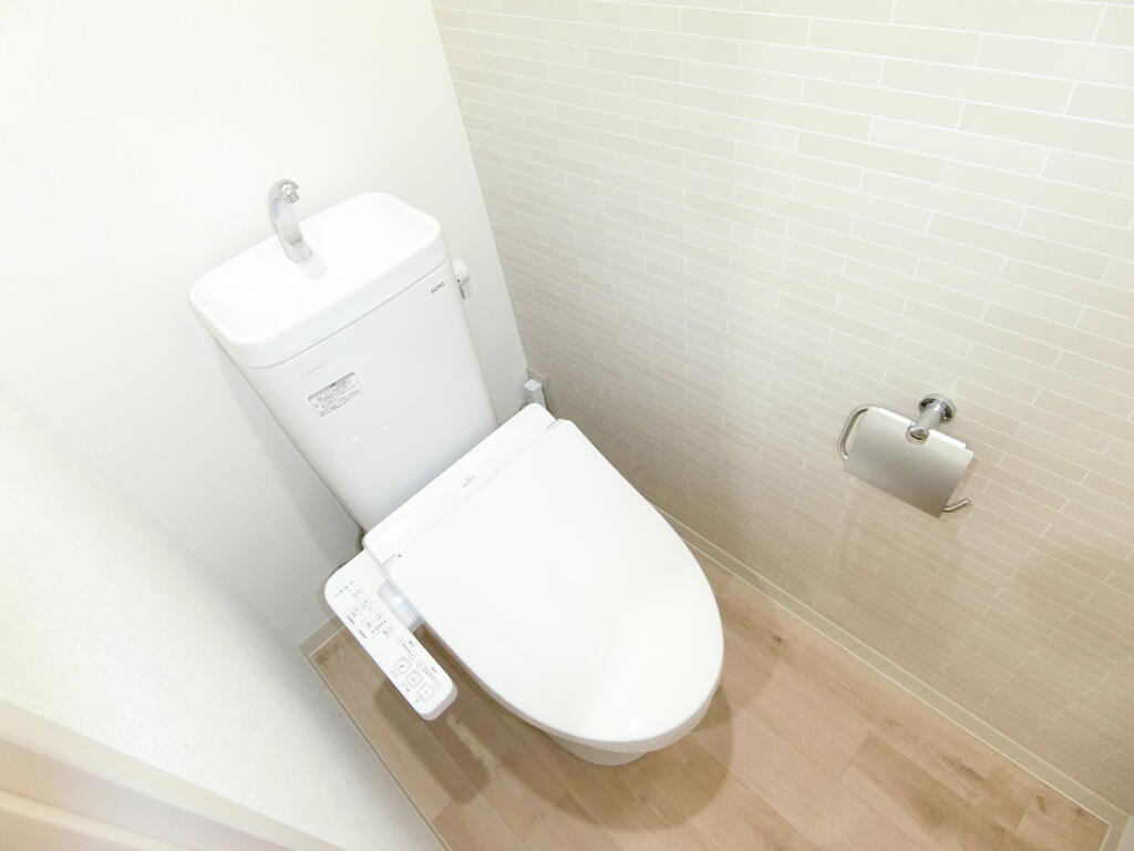 フジパレス春木駅北Iのトイレ写真