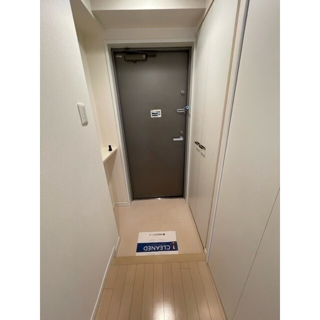 玄関　同タイプ写真　※現況優先