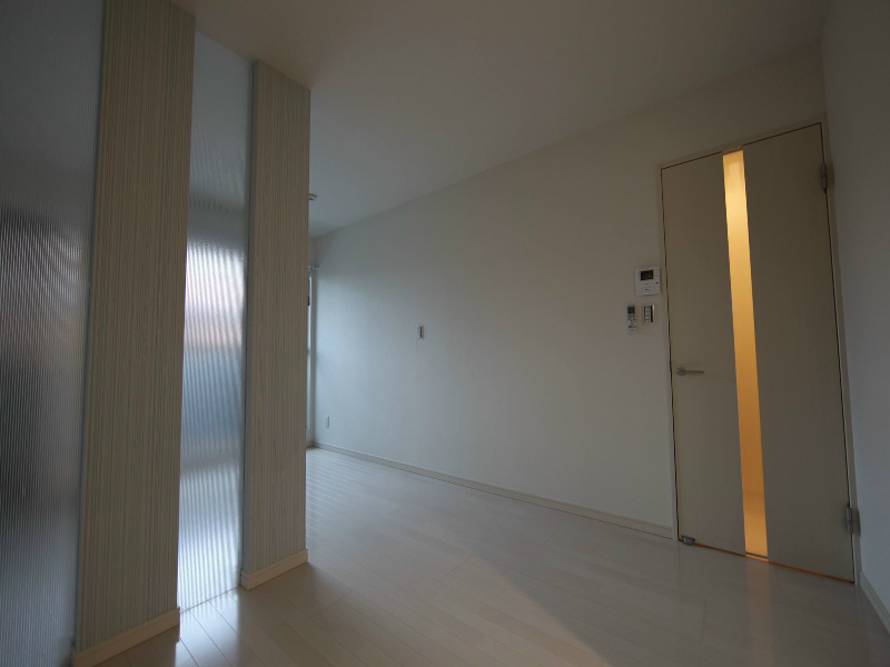 その他　洋室4.4帖　クローゼット付（収納充実してます）