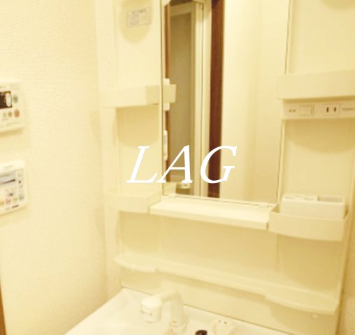 洗面設備　独立洗面台です。