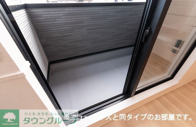 バルコニー　バルコニー