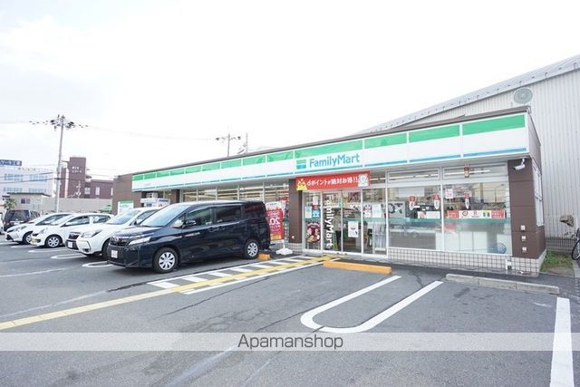 コンビニ　ファミリーマート茨木西河原店（コンビニ）まで317m