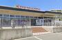 スーパー　イズミヤ 上新田店（スーパー）まで590m