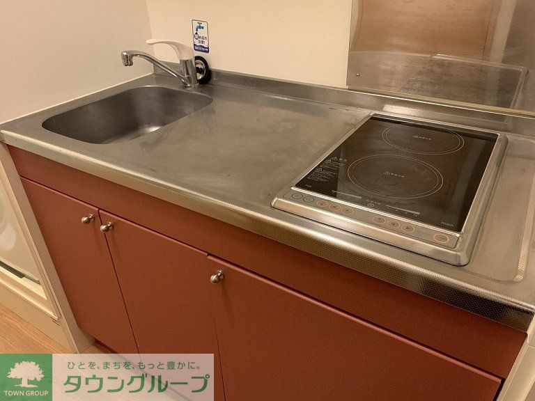 キッチン　設備・仕様は号室により異なる為、現況を優先致します。