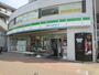 コンビニ　ファミリーマート（コンビニ）まで349m