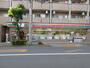 コンビニ　セブンイレブン（コンビニ）まで498m