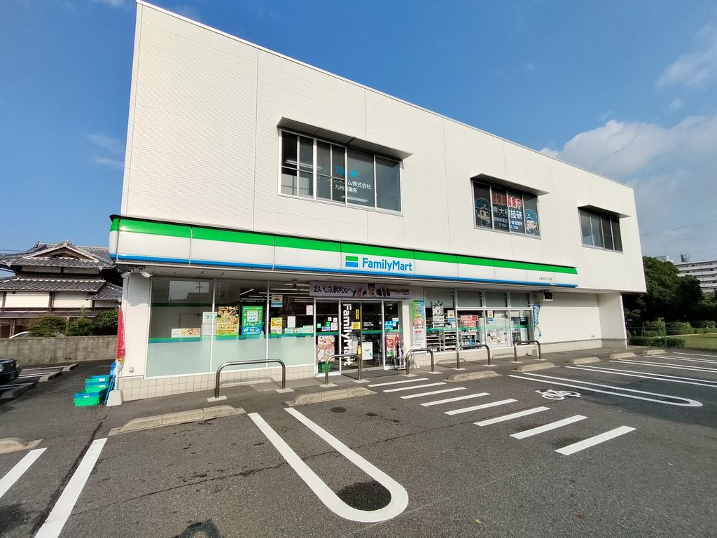 コンビニ　ファミリーマート 小倉北方三丁目店（コンビニ）まで1190m