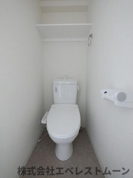トイレ　コンパクトで使いやすいトイレです