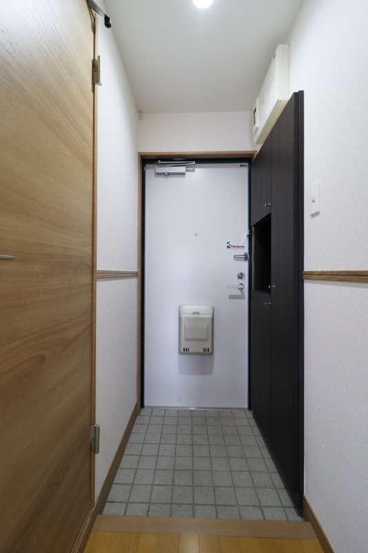 玄関　図面と現状に相違がある場合には現状を優先