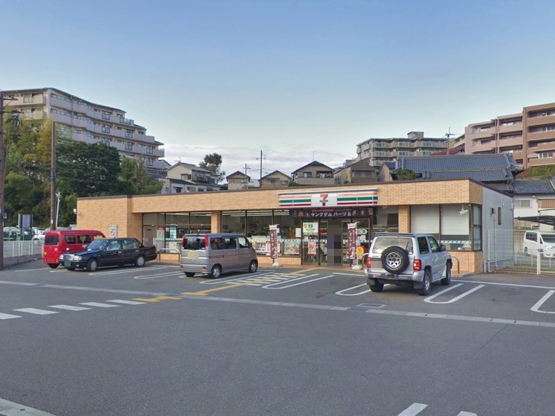 コンビニ　セブンイレブン奈良あやめ池南6丁目店（コンビニ）まで415m