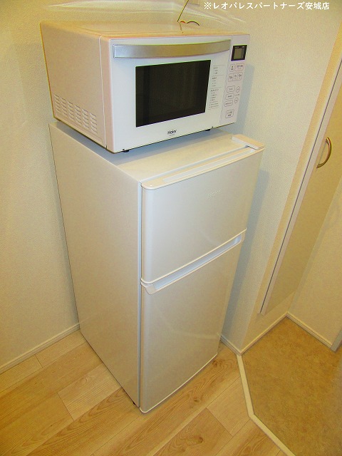 その他設備　電子レンジ、冷蔵庫