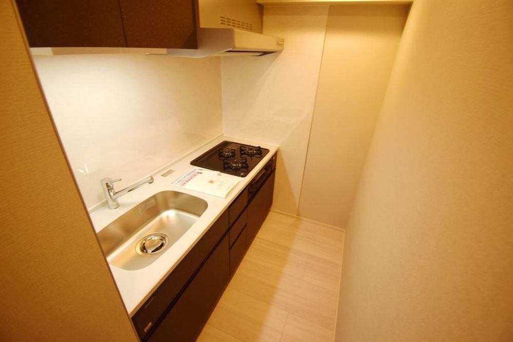キッチン　写真は同タイプ住居です。