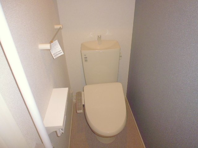水島臨海鉄道 栄駅 徒歩6分 2階建 築6年のトイレ写真