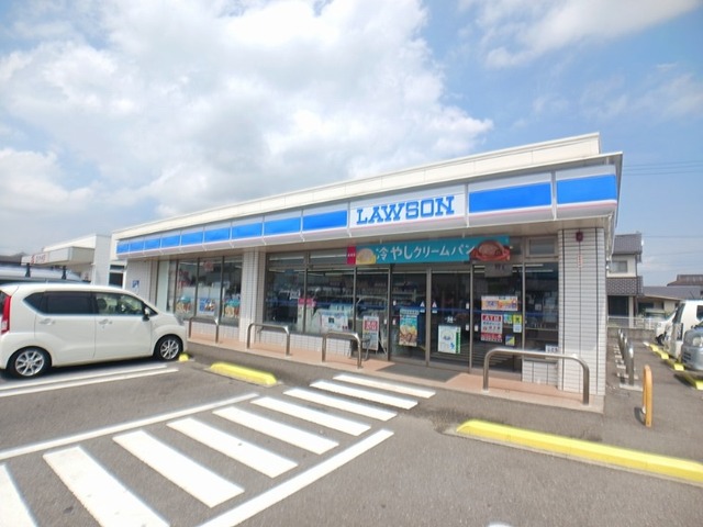 コンビニ　ローソン川島東店さん（コンビニ）まで900m