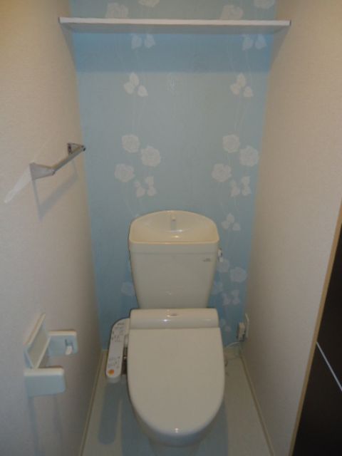 ローゼンシュタット B棟のトイレ写真