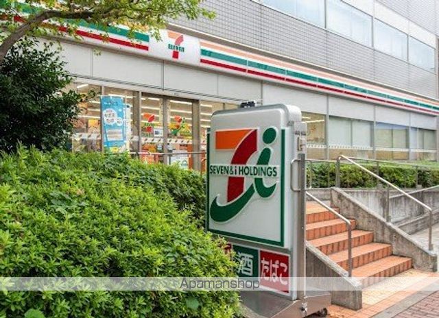 コンビニ　セブン－イレブン芝浦４丁目店（コンビニ）まで226m