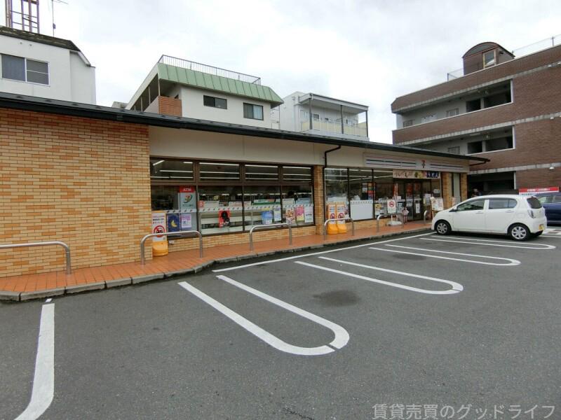 コンビニ　セブンイレブン上賀茂榊田町店（コンビニ）まで123m