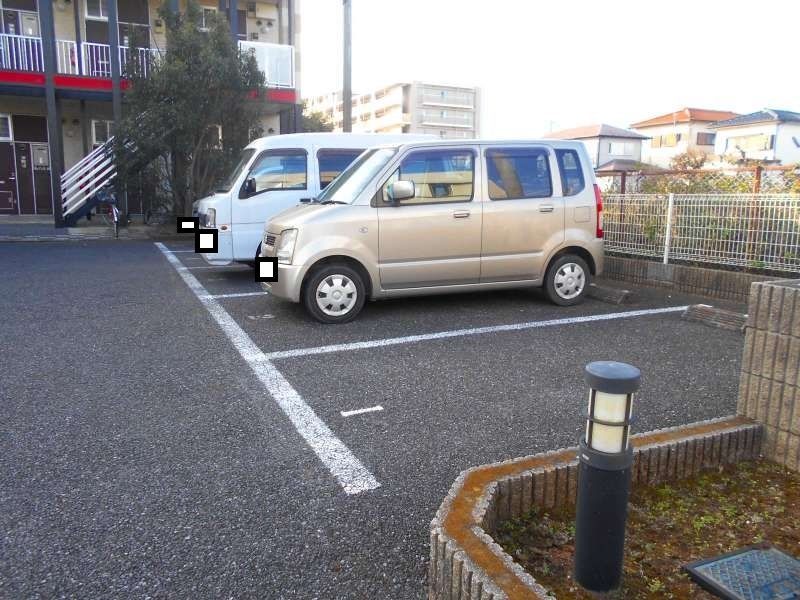 駐車場　駐車場