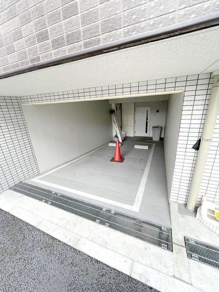 その他　エントランス